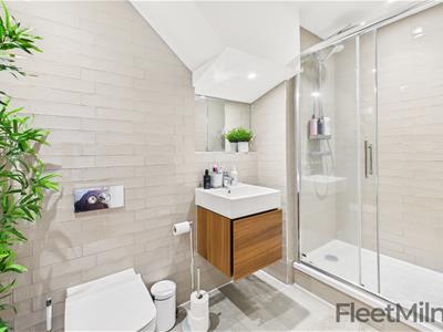 Ensuite bathroom